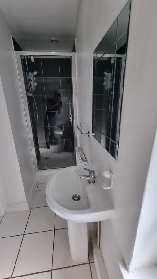 En Suite Room With Kitchen Facilities Nottingham Zewnętrze zdjęcie